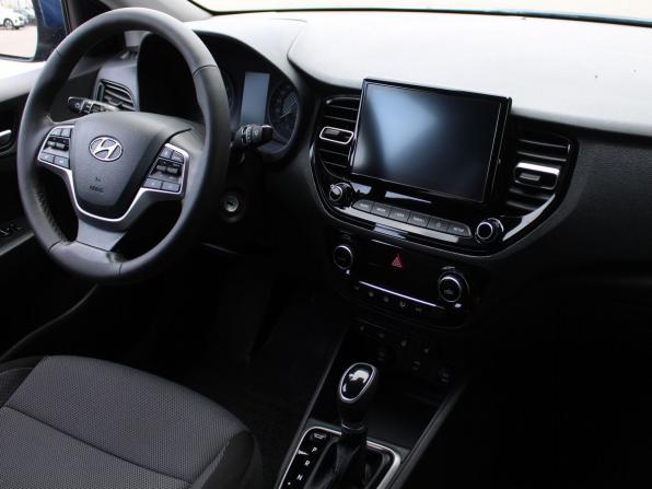 Hyundai Solaris II Рестайлинг с пробегом 2021 года, цена 1 769 000 рублей, 38922 км, седан, Автокод Объявления