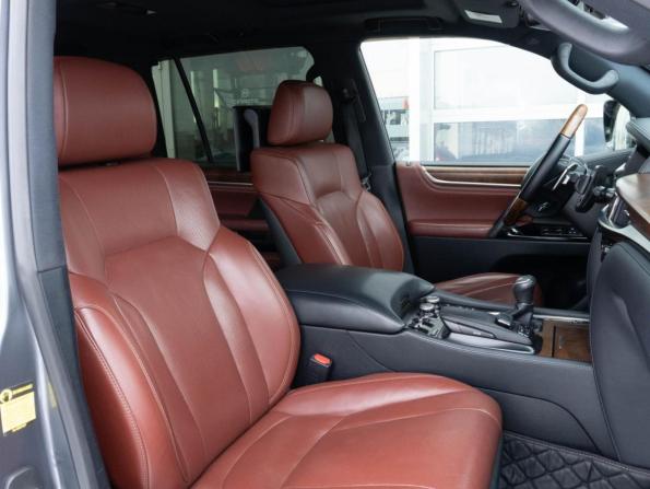 Lexus LX III Рестайлинг 2 с пробегом 2016 года, цена 6 700 000 рублей, 248357 км, внедорожник, Автокод Объявления