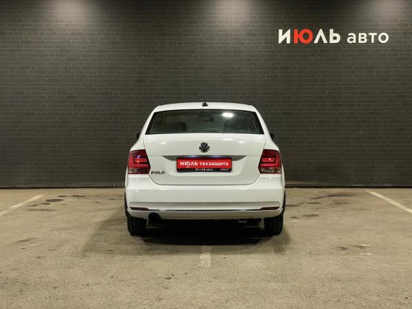 Volkswagen Polo V Рестайлинг с пробегом 2018 года, цена 800 000 рублей, 222971 км, седан, Автокод Объявления