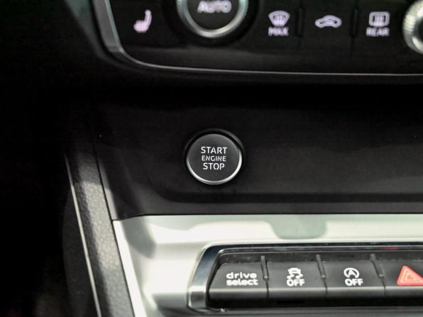 Audi Q3 II (F3) с пробегом 2018 года, цена 2 950 000 рублей, 154328 км, внедорожник, Автокод Объявления