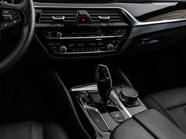 BMW 5 серии VII (G30/G31/G38) с пробегом 2017 года, цена 2 599 000 рублей, 135786 км, седан, Автокод Объявления