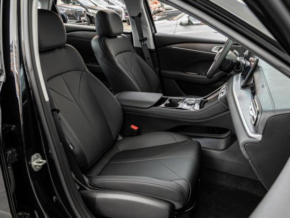 Geely Galaxy Starshine 6 с пробегом 2025 года, цена 2 438 000 рублей, 54 км, седан, Автокод Объявления