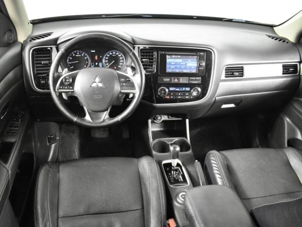 Mitsubishi Outlander III Рестайлинг с пробегом 2014 года, цена 1 670 200 рублей, 113760 км, внедорожник, Автокод Объявления