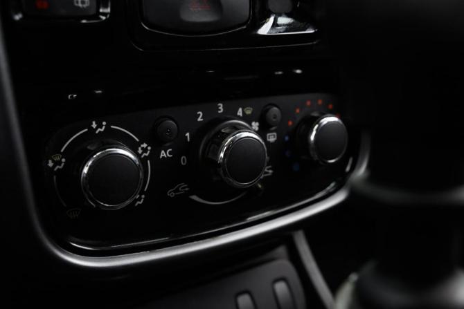 Renault Duster I с пробегом 2012 года, цена 629 000 рублей, 275773 км, внедорожник, Автокод Объявления