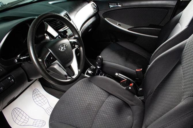 Hyundai Solaris I с пробегом 2011 года, цена 499 000 рублей, 211998 км, хэтчбек, Автокод Объявления