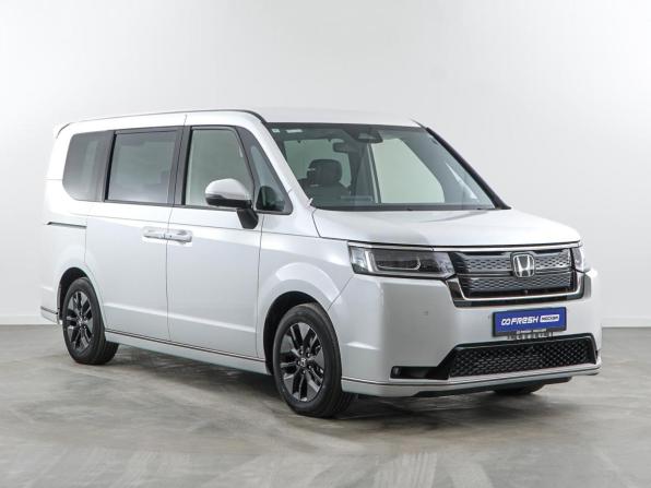 Honda Stepwgn VI с пробегом 2024 года, цена 3 956 900 рублей, 1125 км, минивэн, Автокод Объявления