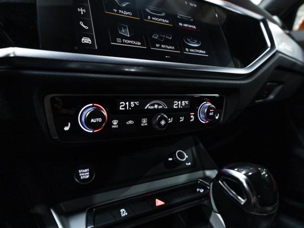Audi Q3 II (F3) с пробегом 2019 года, цена 2 629 700 рублей, 104495 км, внедорожник, Автокод Объявления