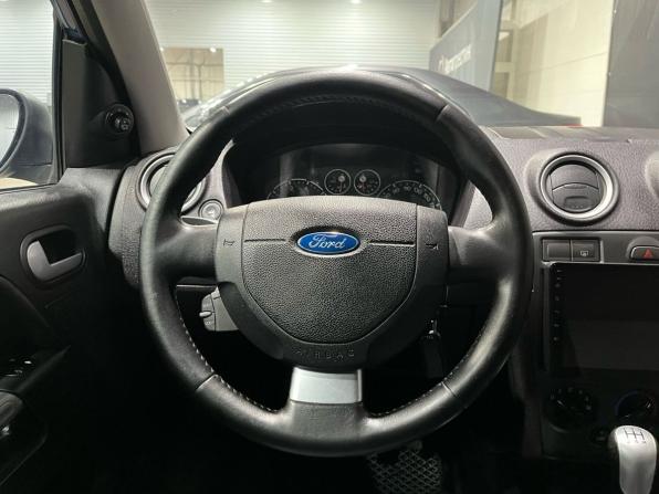 Ford Fusion I Рестайлинг с пробегом 2007 года, цена 349 000 рублей, 254386 км, хэтчбек, Автокод Объявления