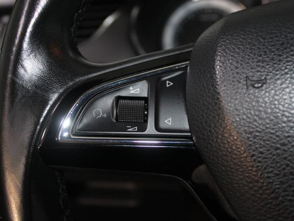 Skoda Octavia III (A7) Рестайлинг с пробегом 2017 года, цена 1 749 900 рублей, 113366 км, лифтбек, Автокод Объявления