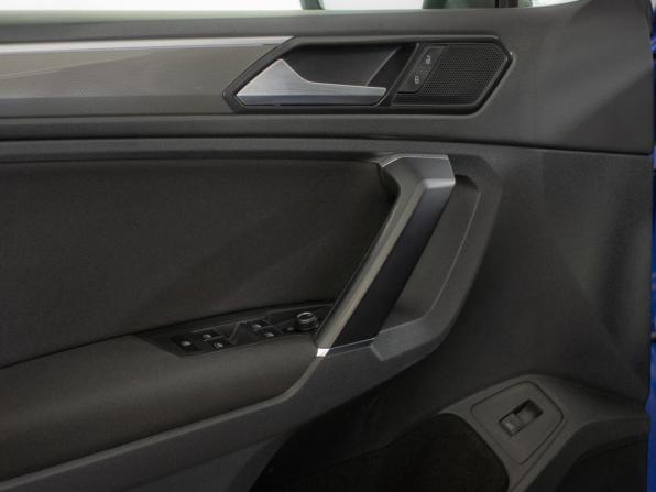 Volkswagen Tiguan II с пробегом 2018 года, цена 2 050 000 рублей, 120000 км, внедорожник, Автокод Объявления
