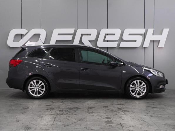 Kia Ceed II с пробегом 2012 года, цена 954 000 рублей, 150154 км, универсал, Автокод Объявления