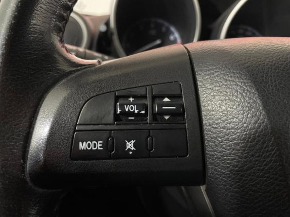 Mazda 3 II (BL) Рестайлинг с пробегом 2012 года, цена 990 000 рублей, 136278 км, седан, Автокод Объявления