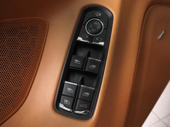 Porsche Panamera I Рестайлинг с пробегом 2015 года, цена 3 879 000 рублей, 149580 км, лифтбек, Автокод Объявления