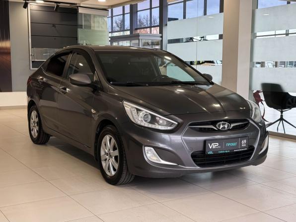 Hyundai Solaris I с пробегом 2013 года, цена 857 000 рублей, 193611 км, седан, Автокод Объявления