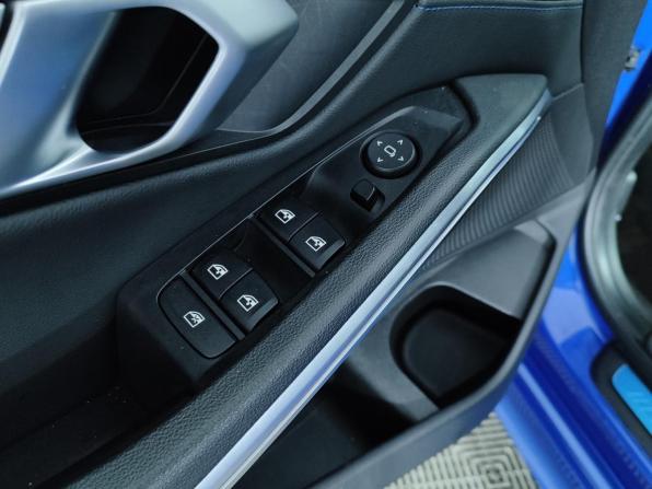 BMW 3 серии VII (G2x) с пробегом 2021 года, цена 3 950 000 рублей, 91980 км, седан, Автокод Объявления
