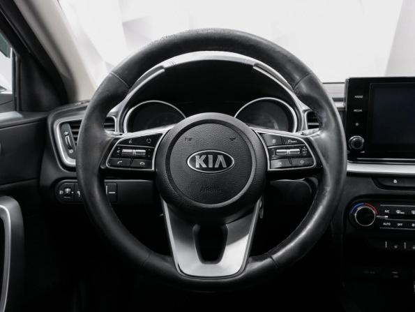 Kia Ceed III Рестайлинг с пробегом 2021 года, цена 1 405 000 рублей, 206116 км, хэтчбек, Автокод Объявления