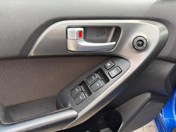Kia Cerato II с пробегом 2010 года, цена 671 000 рублей, 211362 км, седан, Автокод Объявления