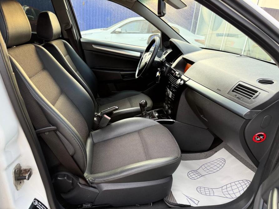 Opel Astra H Рестайлинг Ульяновск  - изображение 10