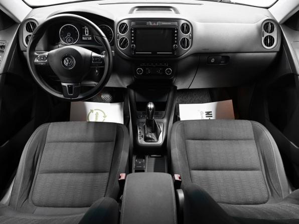 Volkswagen Tiguan I Рестайлинг с пробегом 2012 года, цена 995 000 рублей, 220236 км, внедорожник, Автокод Объявления