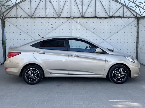 Hyundai Solaris I с пробегом 2012 года, цена 880 000 рублей, 96105 км, седан, Автокод Объявления