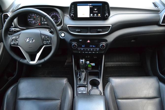 Hyundai Tucson III Рестайлинг с пробегом 2018 года, цена 2 550 000 рублей, 89900 км, внедорожник, Автокод Объявления