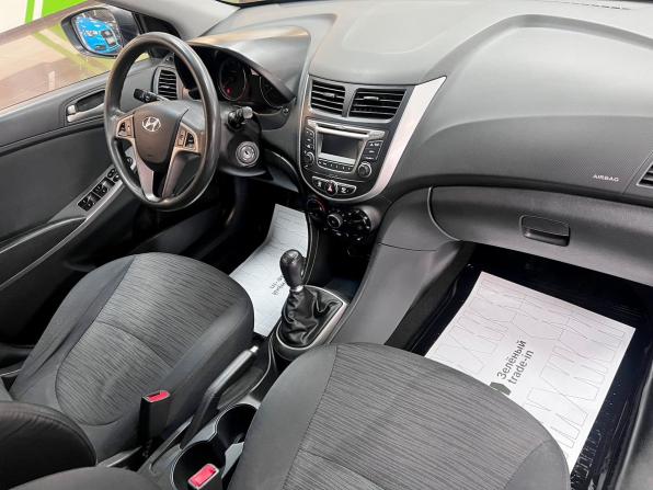 Hyundai Solaris I Рестайлинг с пробегом 2015 года, цена 830 000 рублей, 97239 км, хэтчбек, Автокод Объявления