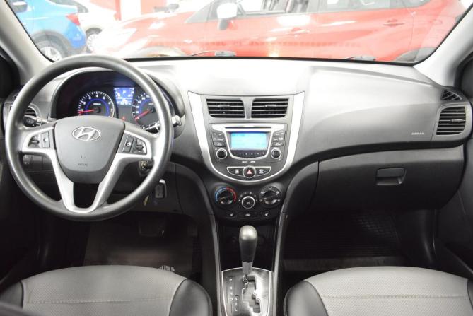 Hyundai Solaris I с пробегом 2013 года, цена 749 000 рублей, 162000 км, седан, Автокод Объявления