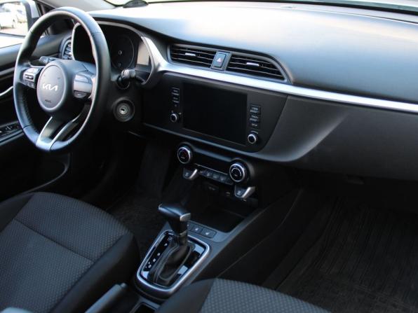 Kia Rio IV Рестайлинг с пробегом 2021 года, цена 1 639 000 рублей, 112332 км, седан, Автокод Объявления