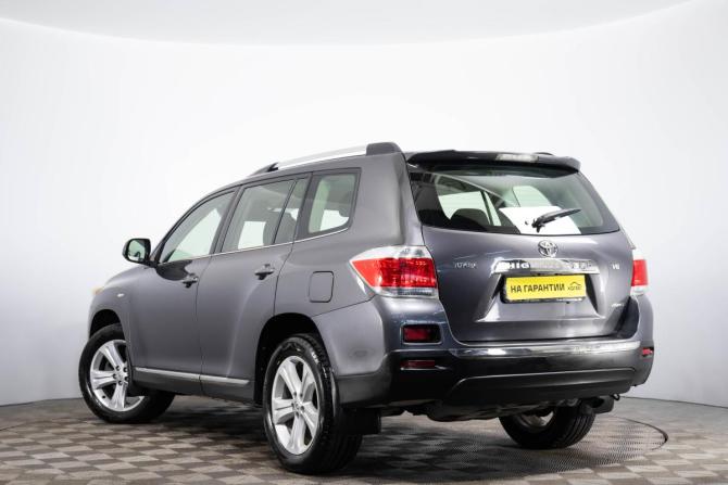 Toyota Highlander II (XU40) Рестайлинг с пробегом 2013 года, цена 1 949 000 рублей, 243000 км, внедорожник, Автокод Объявления