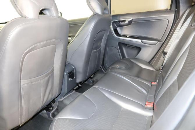 Volvo XC60 I Рестайлинг с пробегом 2014 года, цена 2 599 990 рублей, 139826 км, внедорожник, Автокод Объявления