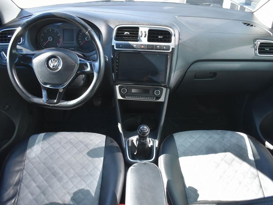 Volkswagen Polo V Рестайлинг Архангельск  - изображение 12