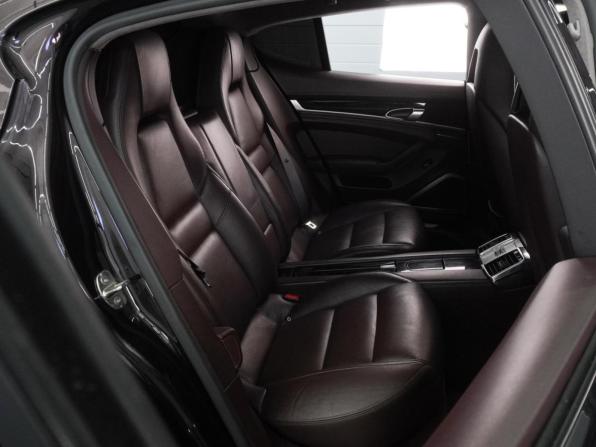 Porsche Panamera I с пробегом 2012 года, цена 2 249 000 рублей, 128287 км, лифтбек, Автокод Объявления