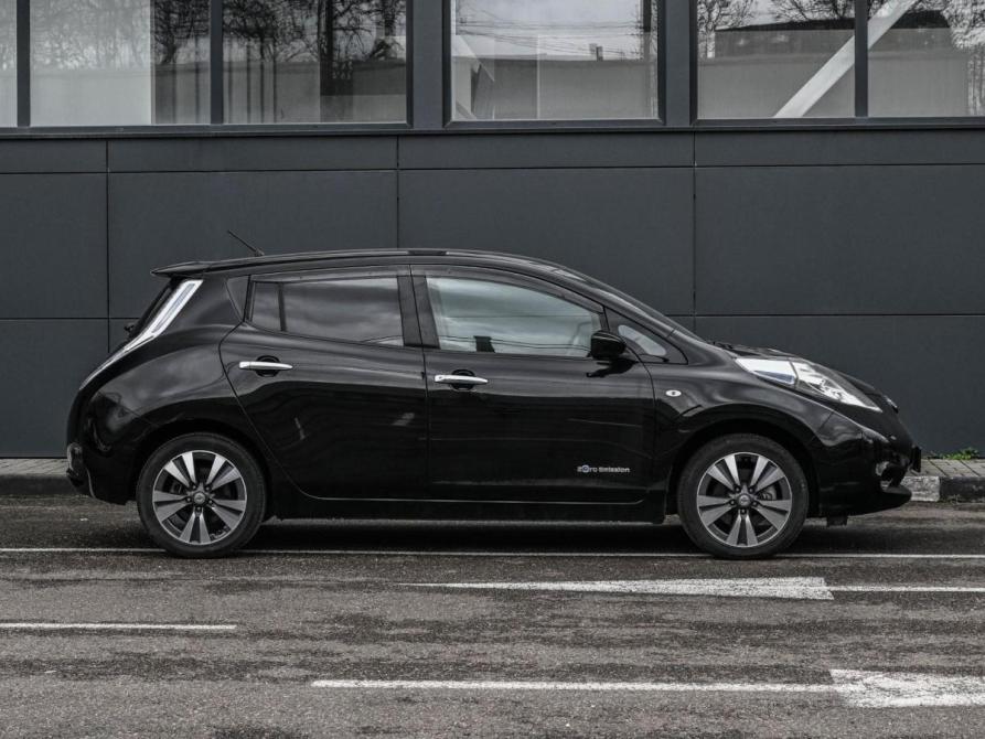 Nissan Leaf I (ZE0/AZE0) Новороссийск  - изображение 5