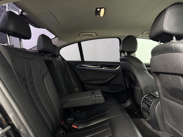 BMW 5 серии VII (G30/G31/G38) с пробегом 2019 года, цена 3 100 000 рублей, 124400 км, седан, Автокод Объявления