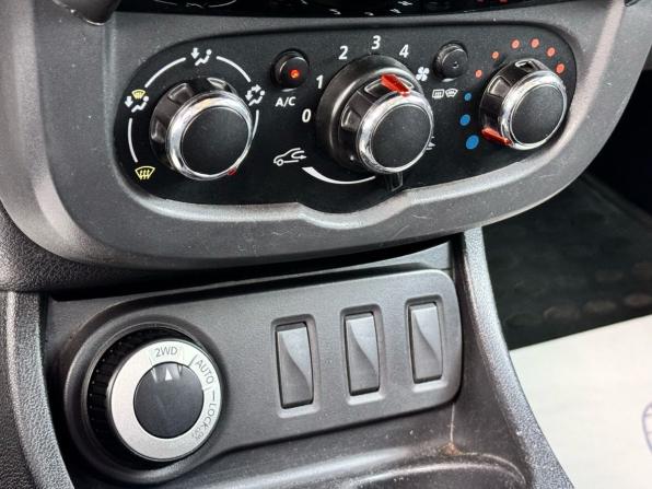 Renault Duster I Рестайлинг с пробегом 2015 года, цена 1 299 000 рублей, 116285 км, внедорожник, Автокод Объявления