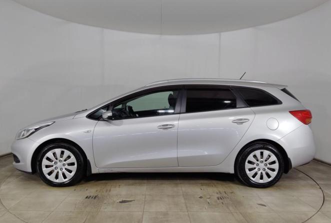 Kia Ceed II с пробегом 2013 года, цена 795 000 рублей, 243500 км, универсал, Автокод Объявления