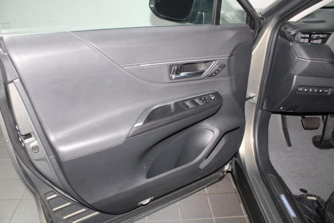 Toyota Harrier IV (XU80) с пробегом 2021 года, цена 5 550 000 рублей, 30000 км, внедорожник, Автокод Объявления