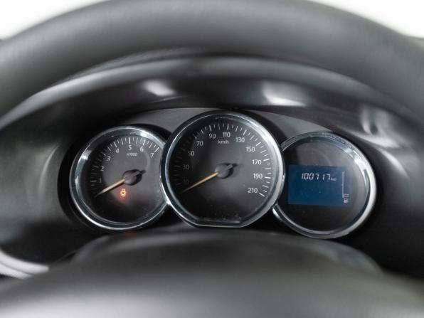 Renault Sandero II с пробегом 2018 года, цена 940 500 рублей, 100717 км, хэтчбек, Автокод Объявления