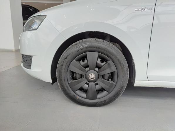 Skoda Rapid I Рестайлинг с пробегом 2018 года, цена 1 430 000 рублей, 89234 км, лифтбек, Автокод Объявления