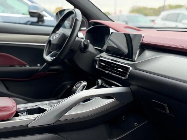 Geely Coolray I с пробегом 2021 года, цена 1 745 000 рублей, 47880 км, внедорожник, Автокод Объявления