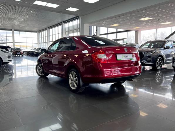 Skoda Rapid I с пробегом 2016 года, цена 1 345 000 рублей, 121017 км, лифтбек, Автокод Объявления
