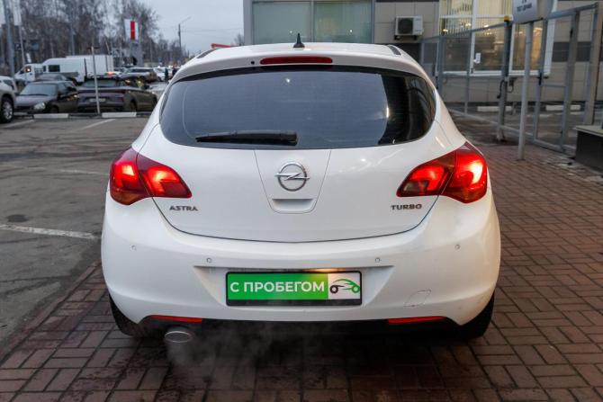 Opel Astra J с пробегом 2011 года, цена 659 000 рублей, 158646 км, хэтчбек, Автокод Объявления