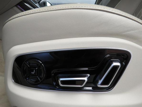 Audi A8 IV (D5) Рестайлинг с пробегом 2022 года, цена 11 990 000 рублей, 18187 км, седан, Автокод Объявления