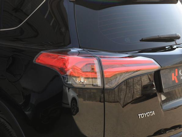 Toyota RAV4 IV (XA40) Рестайлинг с пробегом 2019 года, цена 2 360 000 рублей, 139452 км, внедорожник, Автокод Объявления