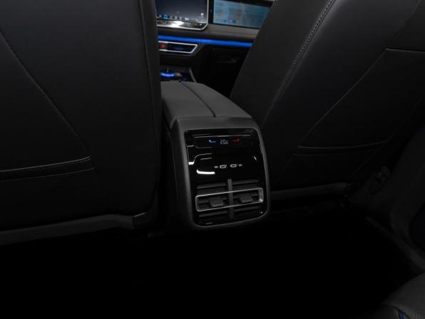Volkswagen Tiguan III (China Market) с пробегом 2026 года, цена 4 630 000 рублей, 50 км, внедорожник, Автокод Объявления