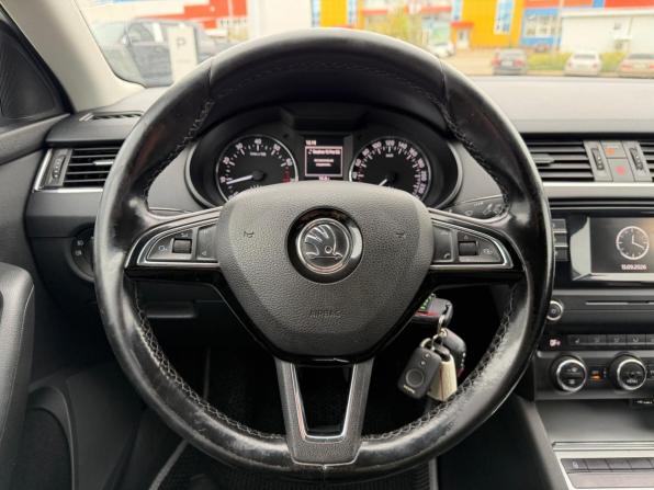 Skoda Octavia III (A7) с пробегом 2016 года, цена 1 350 000 рублей, 195603 км, лифтбек, Автокод Объявления