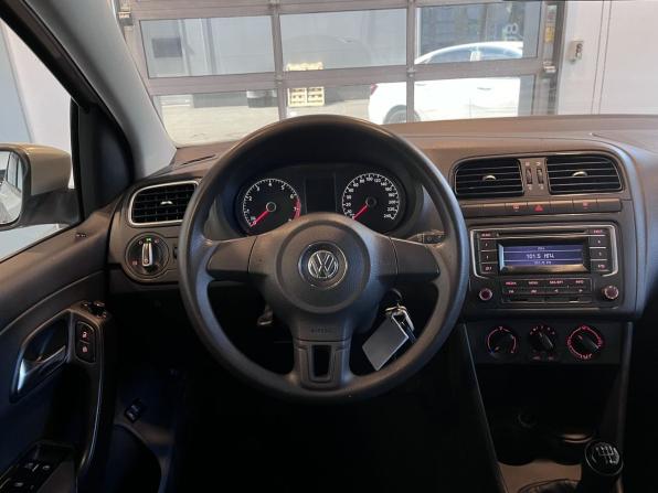 Volkswagen Polo V с пробегом 2015 года, цена 535 000 рублей, 251881 км, седан, Автокод Объявления