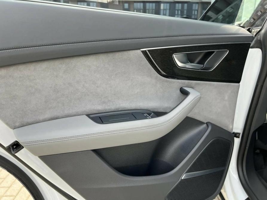 Audi Q8 I (4M) Санкт-Петербург  - изображение 25