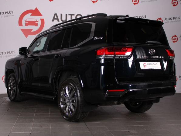 Toyota Land Cruiser 300 Series с пробегом 2021 года, цена 10 700 000 рублей, 70000 км, внедорожник, Автокод Объявления