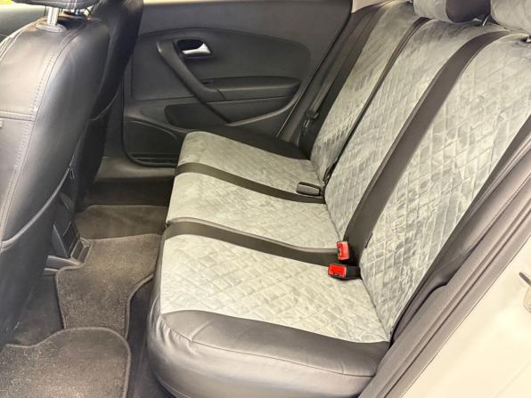 Volkswagen Polo V Рестайлинг с пробегом 2016 года, цена 1 005 000 рублей, 163000 км, седан, Автокод Объявления